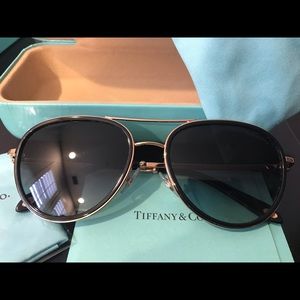 Tiffany sunglasses rose gold and black